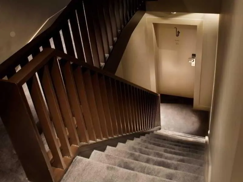 Hotel The Neufchatel Saint-Gilles