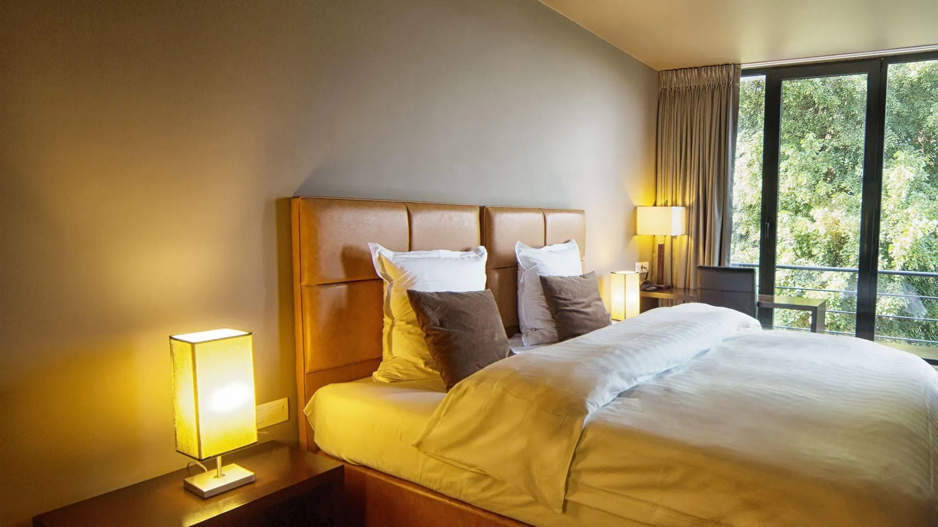 Hotel The Neufchatel Saint-Gilles 3*, Brussels
