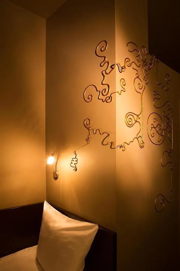 Hotel The Neufchatel Saint-Gilles